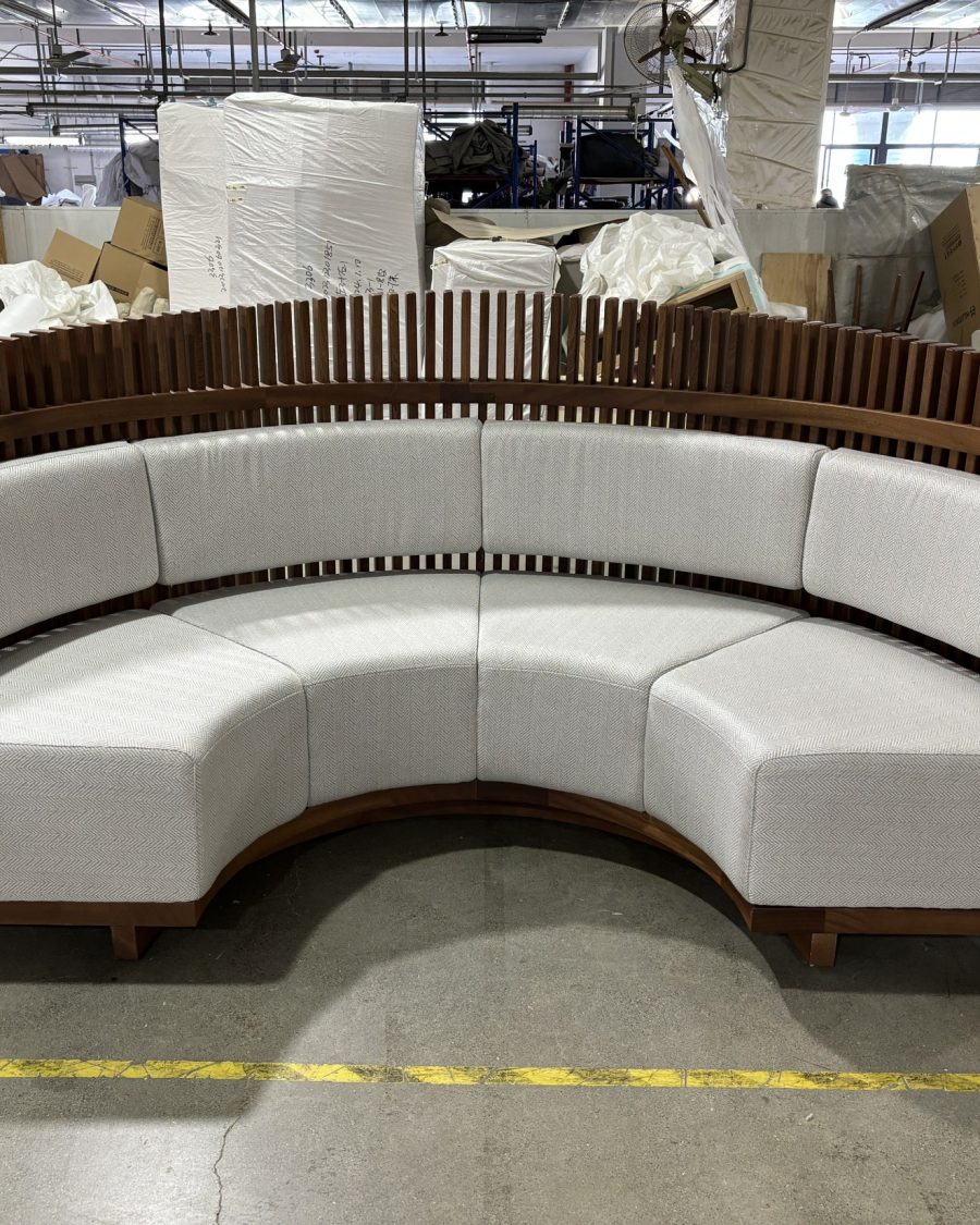 Arc Curved Banquette